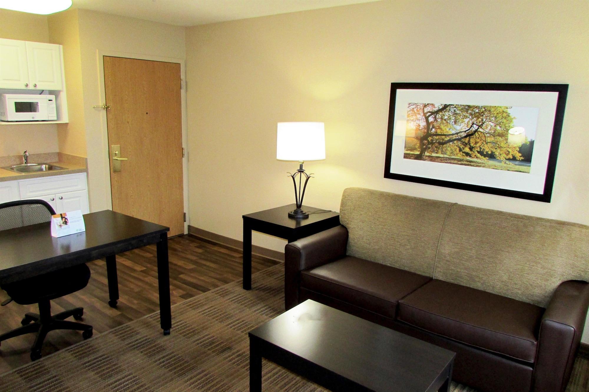 Extended Stay America Suites - Boston - Waltham - 52 4Th Ave Exterior foto
